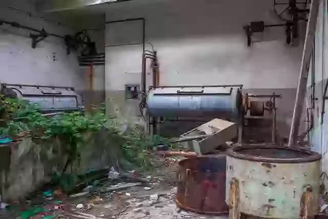 "Hòn đảo rùng rợn nhất thế giới" nơi chôn cất 160.000 thi thể và cấm khách du lịch đến thăm vì một lý do- Ảnh 3. "Hòn đảo rùng rợn nhất thế giới" nơi chôn cất 160.000 thi thể và cấm khách du lịch đến thăm vì một lý do- Ảnh 3.