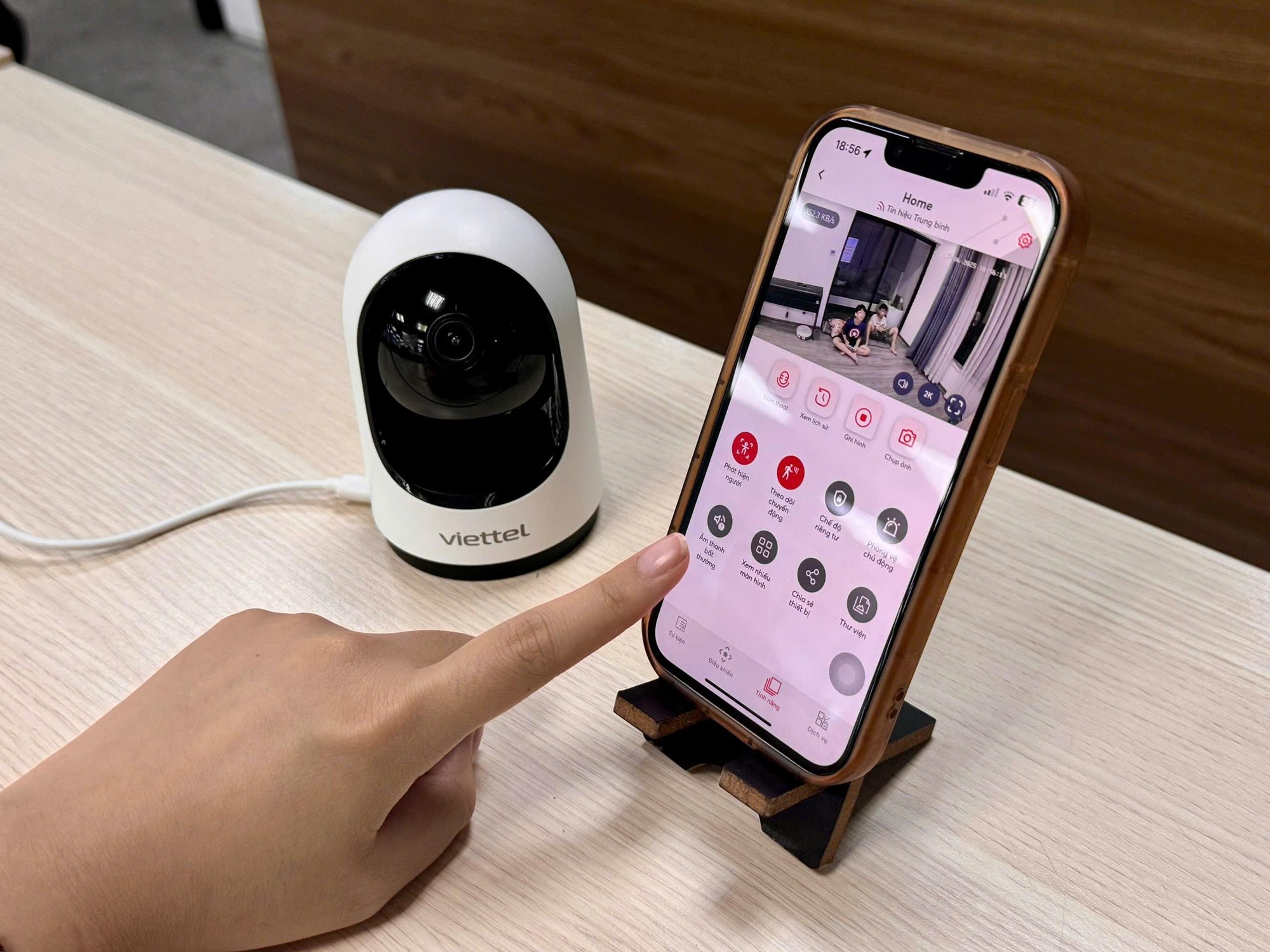 Viettel ra mắt camera HC24: giá chưa tới 1 triệu VNĐ nhưng có AI, ghi hình 2K, vẫn lưu trữ hình ảnh dù mất internet- Ảnh 4. Viettel ra mắt camera HC24: giá chưa tới 1 triệu VNĐ nhưng có AI, ghi hình 2K, vẫn lưu trữ hình ảnh dù mất internet- Ảnh 4.