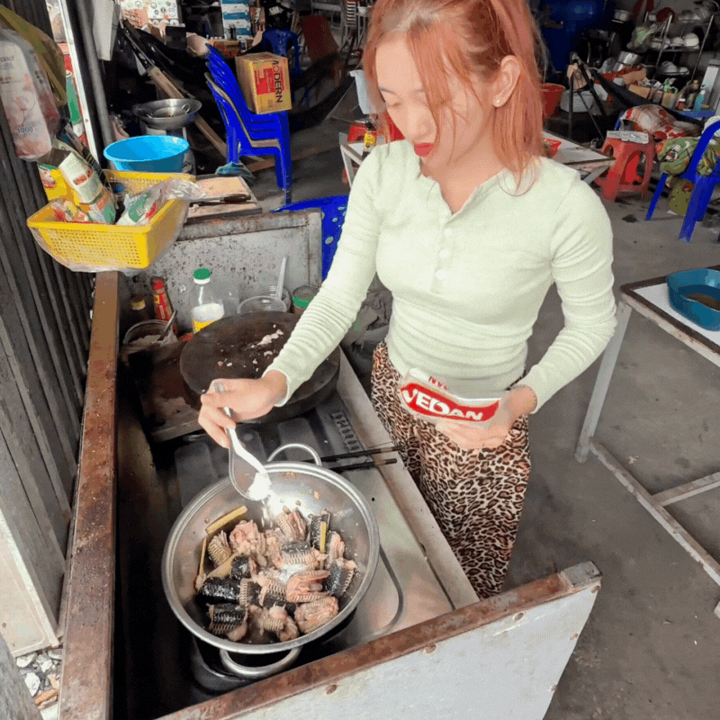 Món đặc sản "rùng mình" ở miền Tây ngày hè: Người sợ xanh mặt, người lại gật gù khen ngon- Ảnh 7. Món đặc sản "rùng mình" ở miền Tây ngày hè: Người sợ xanh mặt, người lại gật gù khen ngon- Ảnh 7.