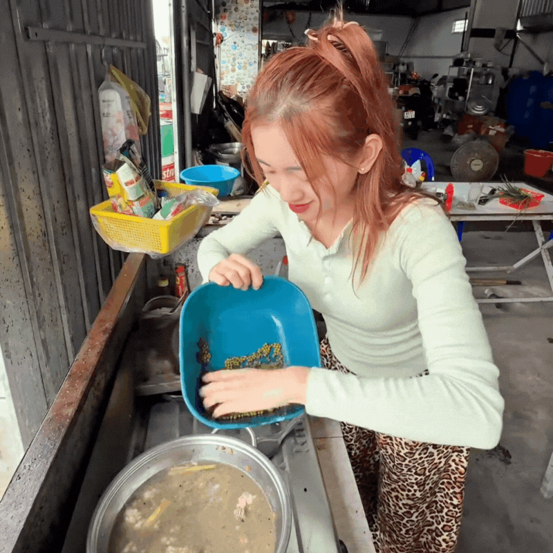 Món đặc sản "rùng mình" ở miền Tây ngày hè: Người sợ xanh mặt, người lại gật gù khen ngon- Ảnh 8. Món đặc sản "rùng mình" ở miền Tây ngày hè: Người sợ xanh mặt, người lại gật gù khen ngon- Ảnh 8.