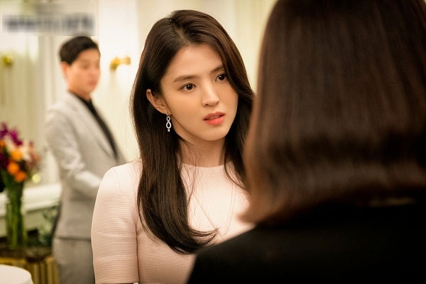 Vợ cũ của tôi cứ thích chơi trò "vừa thả thính vừa chọc tức" nhưng tiếc là tôi không còn ngây ngô như xưa- Ảnh 1.