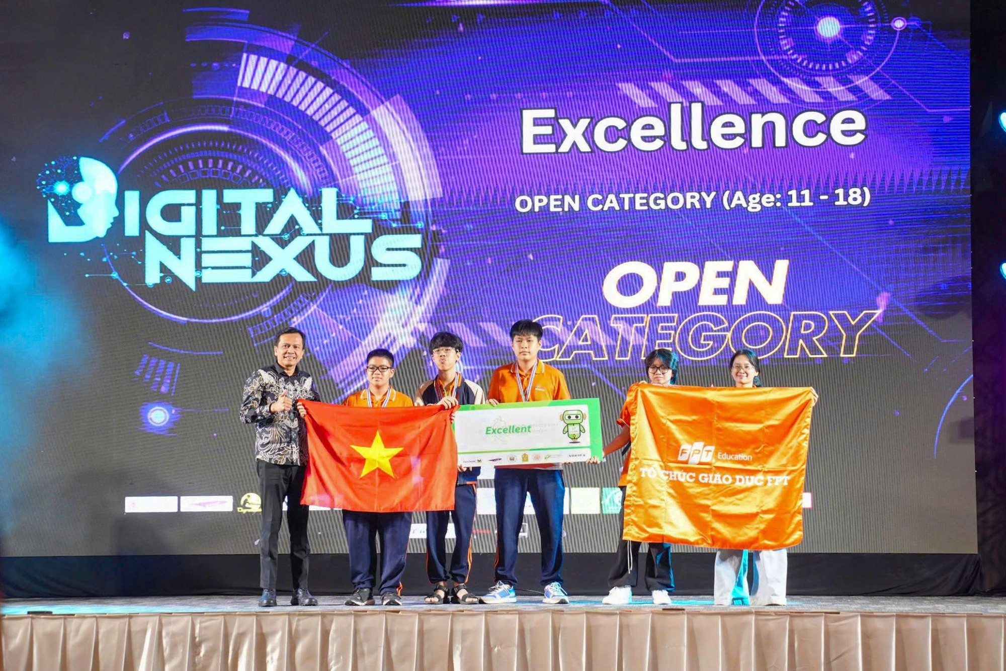 FPT School Hậu Giang cấp học bổng lên đến 100%- Ảnh 3. FPT School Hậu Giang cấp học bổng lên đến 100%- Ảnh 3.