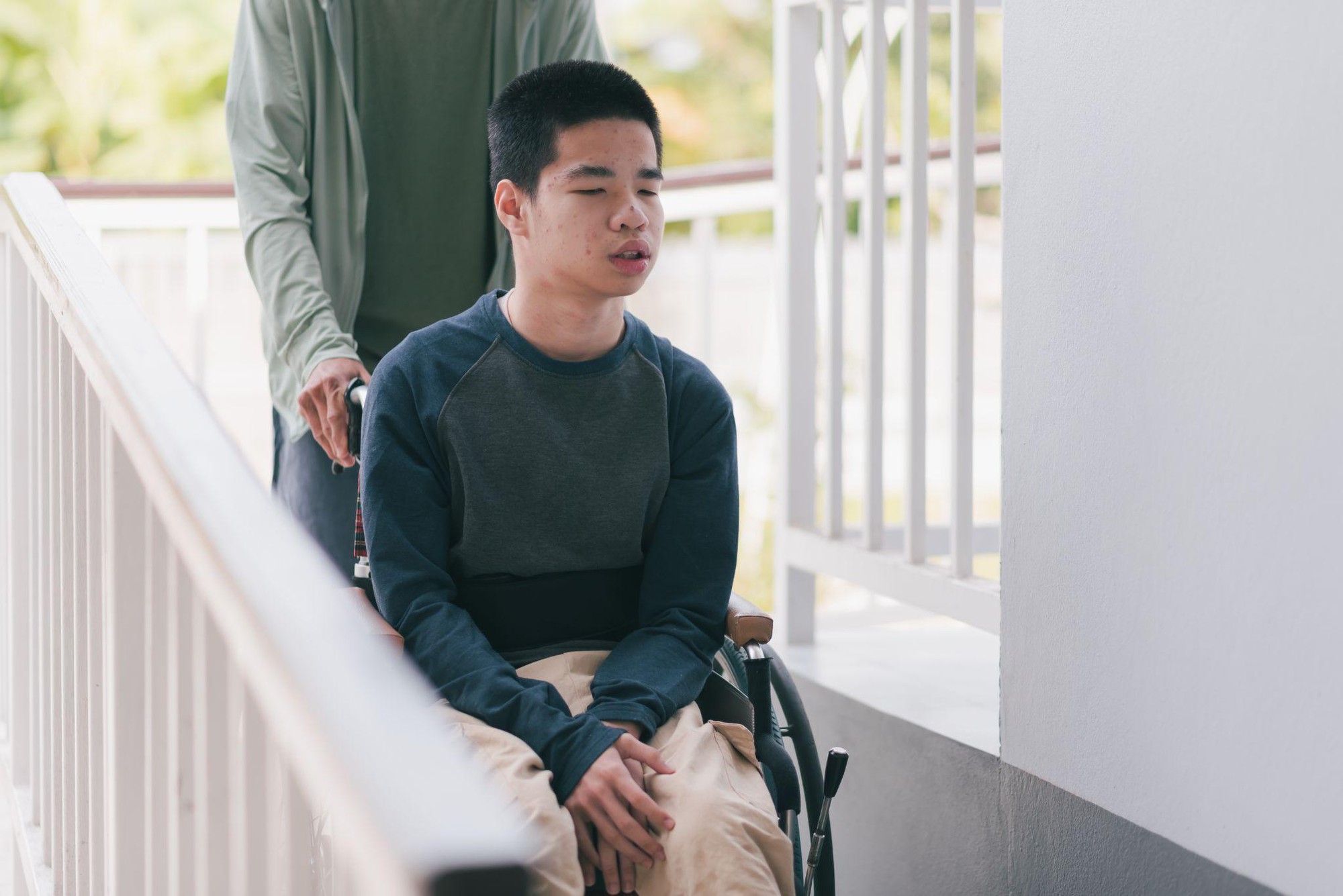 Trẻ vị thành niên dễ mắc não mô cầu từ những hiểu nhầm cha mẹ nào cũng gặp- Ảnh 1. Trẻ vị thành niên dễ mắc não mô cầu từ những hiểu nhầm cha mẹ nào cũng gặp- Ảnh 1.