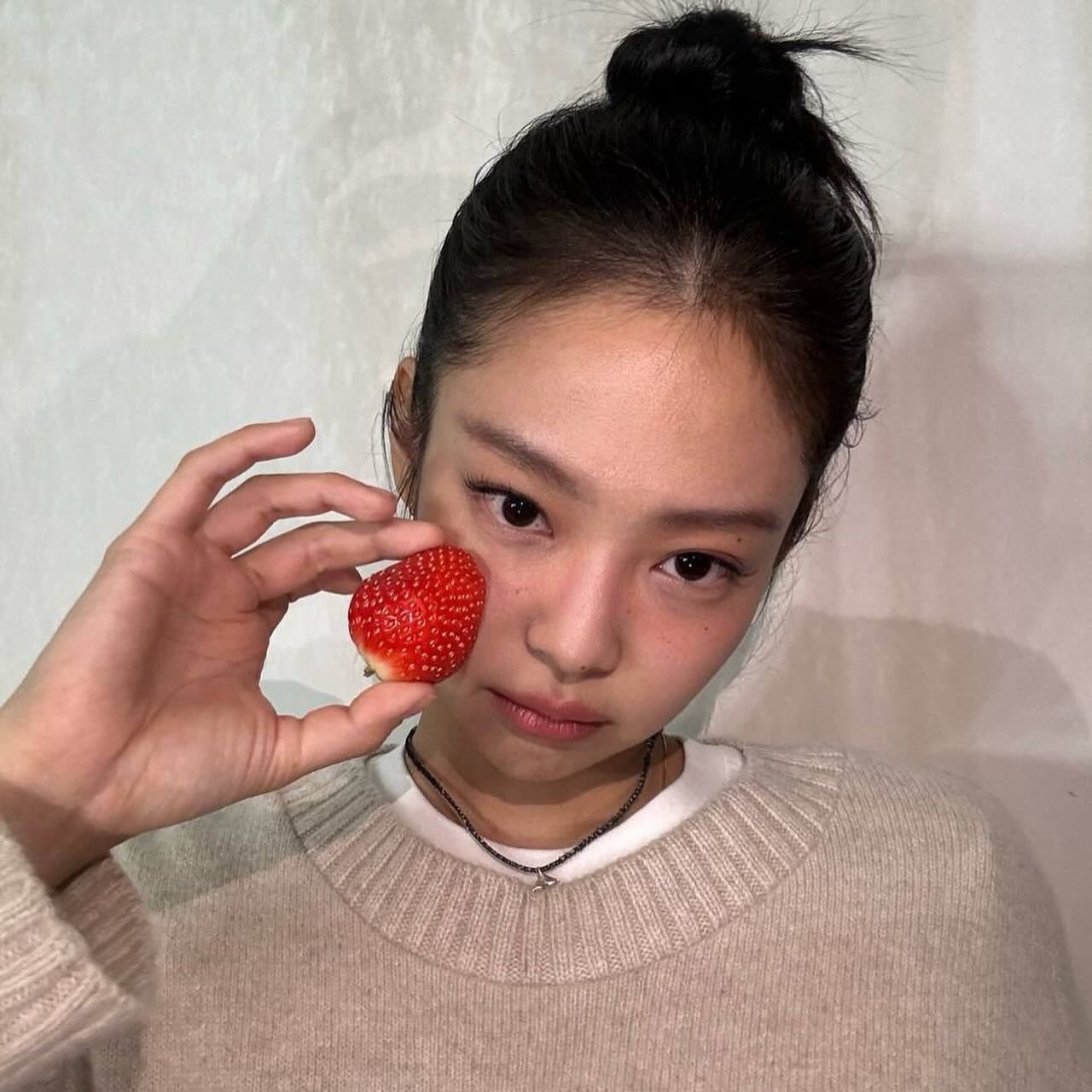 Jennie quyết "nói không" với một thứ khiến bạn béo bụng, mặt sưng- Ảnh 4. Jennie quyết "nói không" với một thứ khiến bạn béo bụng, mặt sưng- Ảnh 4.