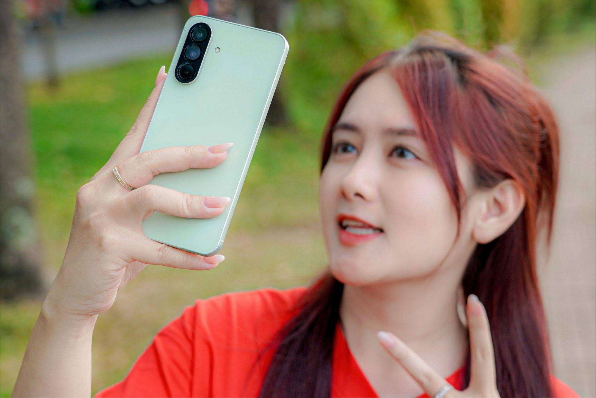 GenZ say bye mọi căng thẳng, sẵn sàng chào đón năng lượng cực fresh cùng nha cai hi88 A series và Gemini Live- Ảnh 1.