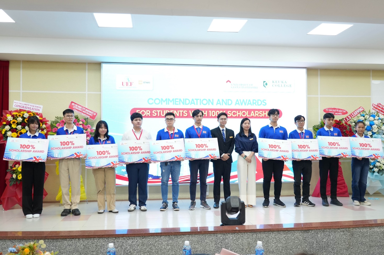 Xét học bạ nhận học bổng sớm: Giảm áp lực thi, chủ động tương lai- Ảnh 1. Xét hi88 gg bạ nhận hi88 gg bổng sớm: Giảm áp lực thi, chủ động tương lai- Ảnh 1.