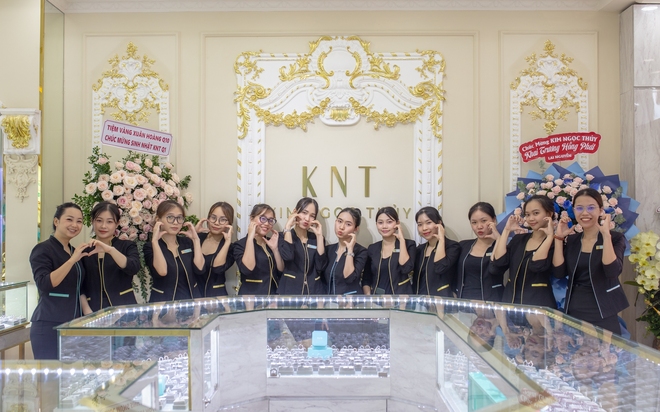 Say Yes hoặc hoàn 100% – Kim Ngọc Thủy cam kết cho một lời cầu hôn trọn vẹn- Ảnh 1. Say Yes hoặc hoàn 100% – Kim Ngọc Thủy cam kết cho một lời cầu hôn trọn vẹn- Ảnh 1.