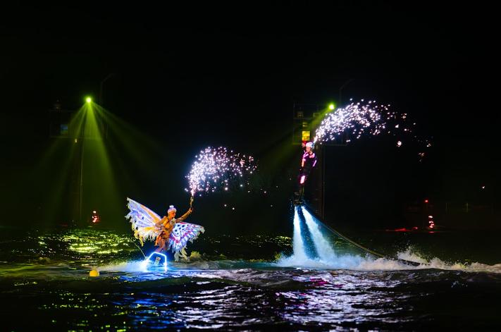 Đây là những đặc quyền chỉ có khi đến khán đài xem show “Bản giao hưởng Đảo Xanh”- Ảnh 3. Đây là những đặc quyền chỉ có khi đến khán đài xem hi88.com lừa đảo “Bản giao hưởng Đảo Xanh”- Ảnh 3.