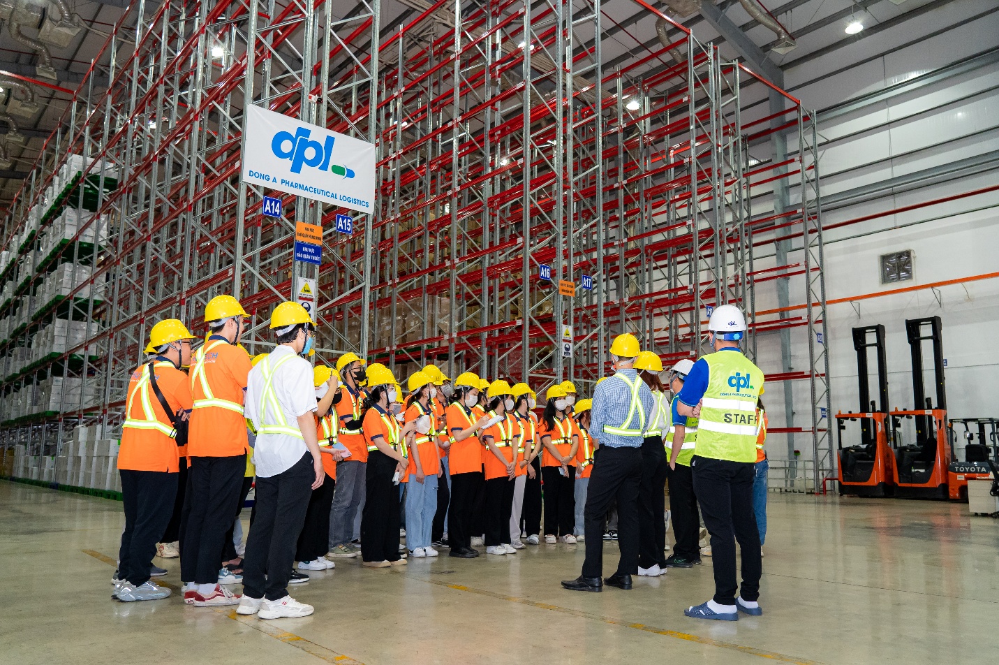 Chọn ngành Logistics tại HUTECH - học phí tốt, chất lượng đào tạo vượt trội- Ảnh 3. Chọn ngành hi88.con tại HUTECH - học phí tốt, chất lượng đào tạo vượt trội- Ảnh 3.