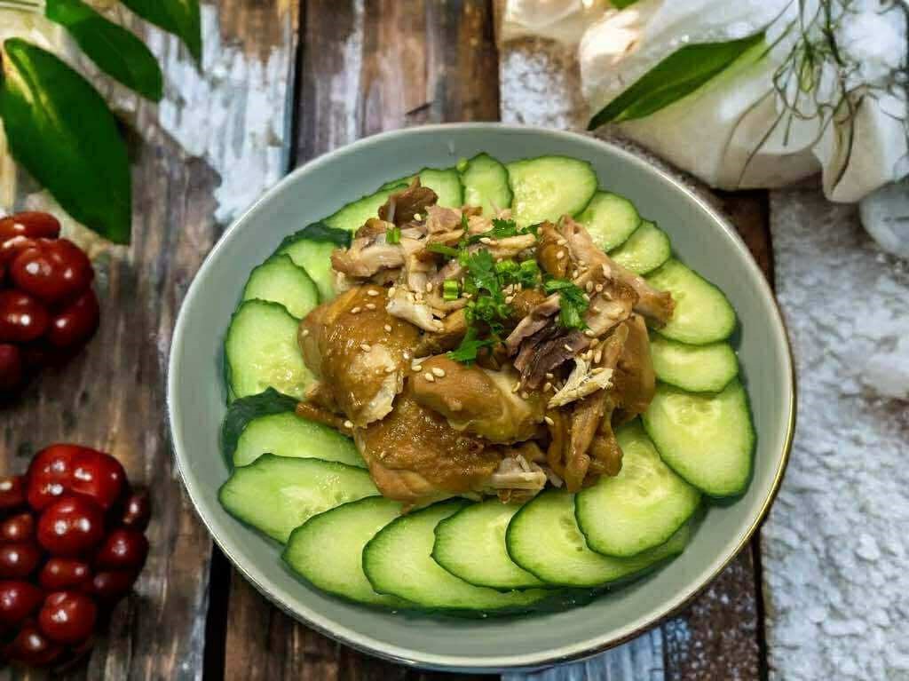 Cho 3 chiếc đùi gà vào nồi cơm điện, nấu "nhàn tênh", 20 phút sau pha nước sốt rưới lên là có món ăn cực ngon miệng- Ảnh 9. hi88.com - hi88.win 3 chiếc đùi gà vào nồi cơm điện, nấu "nhàn tênh", 20 phút sau pha nước sốt rưới lên là có món ăn cực ngon miệng- Ảnh 9.