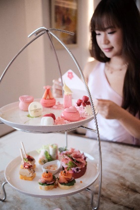 Khách sạn Sheraton Hà Nội "nhuộm hồng" Ngày sức khỏe toàn cầu với chiến dịch #pausewithpink- Ảnh 4. Khách sạn hi88 gg Hà Nội "nhuộm hồng" Ngày sức khỏe toàn cầu với chiến dịch #pausewithpink- Ảnh 4.