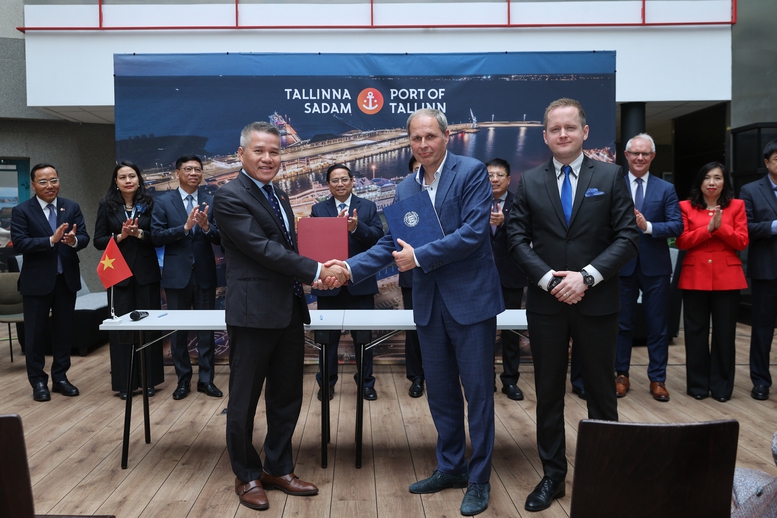 Thủ tướng thăm cảng biển hàng đầu vùng Baltic và tìm hiểu kinh nghiệm phát huy giá trị di sản ở Estonia- Ảnh 7. Thủ tướng thăm cảng biển hàng đầu vùng Baltic và tìm hiểu kinh nghiệm phát huy giá trị di sản ở Estonia- Ảnh 7.