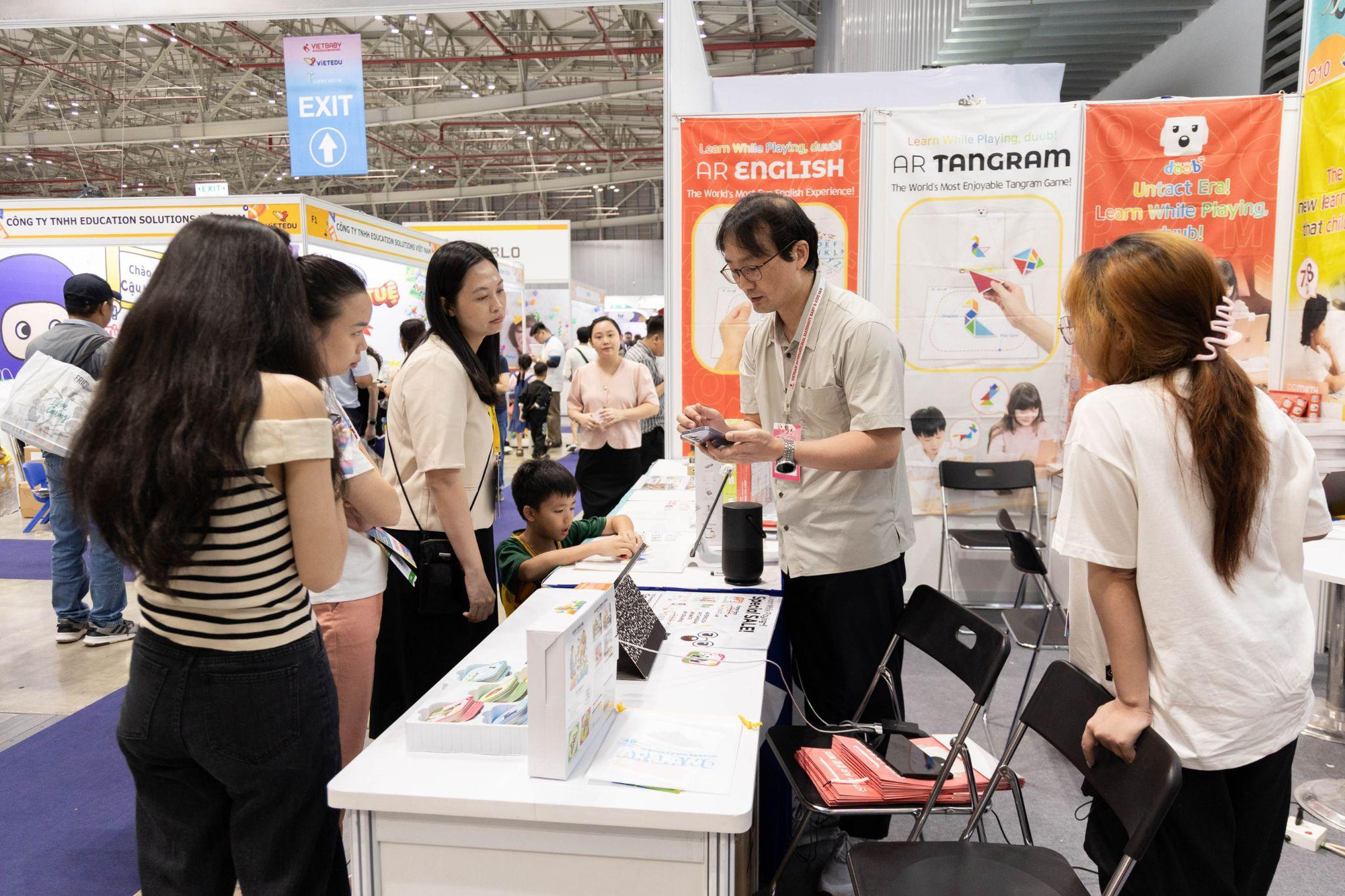 Trải nghiệm đa dạng công nghệ giáo dục tại VIETEDU FAIR 2025- Ảnh 3. Trải nghiệm đa dạng công nghệ giáo dục tại VIETEDU FAIR 2025- Ảnh 3.