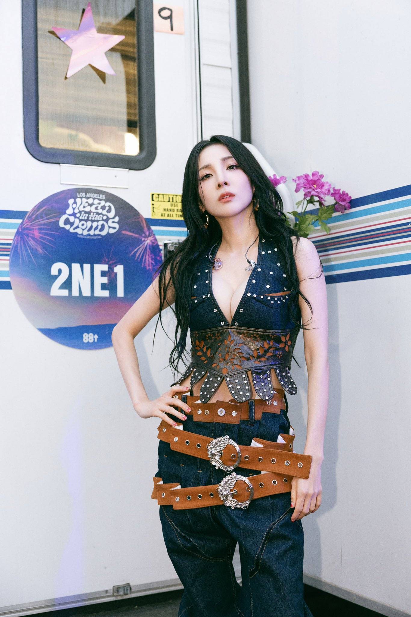Dara (2NE1) gây sốt với vóc dáng "gầy như que củi" nhưng nhan sắc "nữ thần" ở tuổi 40: Bí quyết đơn giản chỉ ở 2 từ- Ảnh 5. Dara (2NE1) gây sốt với vóc dáng "gầy như que củi" nhưng nhan sắc "nữ thần" ở tuổi 40: Bí quyết đơn giản chỉ ở 2 từ- Ảnh 5.