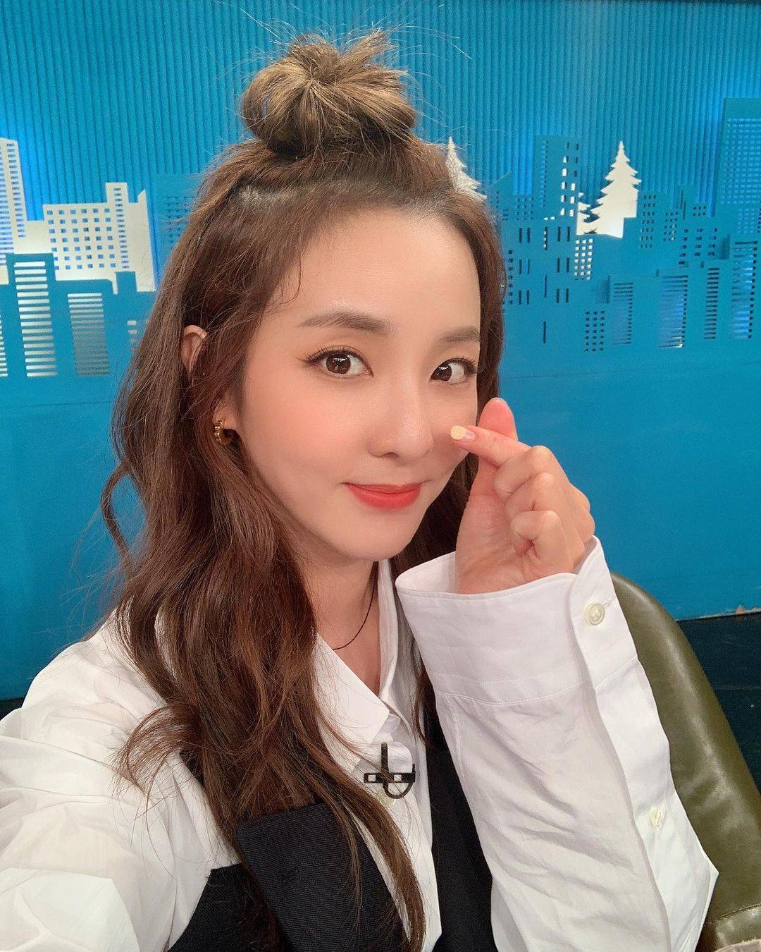 Dara (2NE1) gây sốt với vóc dáng "gầy như que củi" nhưng nhan sắc "nữ thần" ở tuổi 40: Bí quyết đơn giản chỉ ở 2 từ- Ảnh 6. Dara (2NE1) gây sốt với vóc dáng "gầy như que củi" nhưng nhan sắc "nữ thần" ở tuổi 40: Bí quyết đơn giản chỉ ở 2 từ- Ảnh 6.