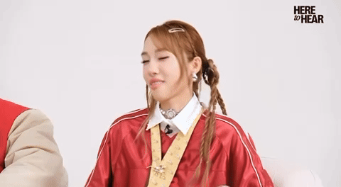 Sự thật về bản cypher hot nhất nửa đầu 2025: Emily nhận xét “nghe đau cả đầu”, lên Top 1 Trending rồi mới thấy hay!- Ảnh 4. Sự thật về bản cypher hot nhất nửa đầu 2025: Emily nhận xét “nghe đau cả đầu”, lên Top 1 Trending rồi mới thấy hay!- Ảnh 4.