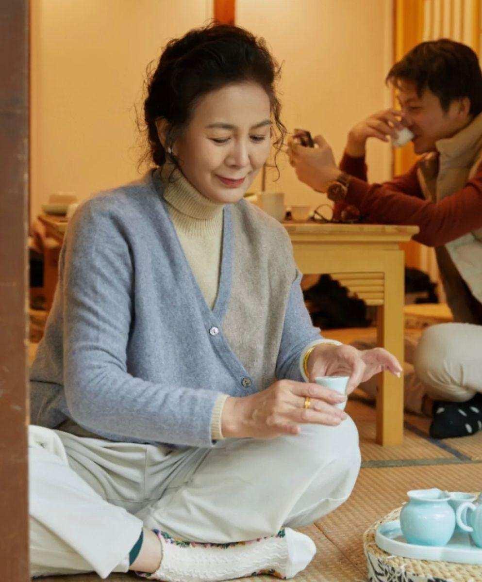 4 kiểu tóc được cho là "VÙNG CẤM" đối với phụ nữ trung niên vì kém sang, dễ bị cộng thêm 10 tuổi- Ảnh 3. 4 kiểu hi88. com được cho là "VÙNG CẤM" đối với phụ nữ trung niên vì kém sang, dễ bị cộng thêm 10 tuổi- Ảnh 3.