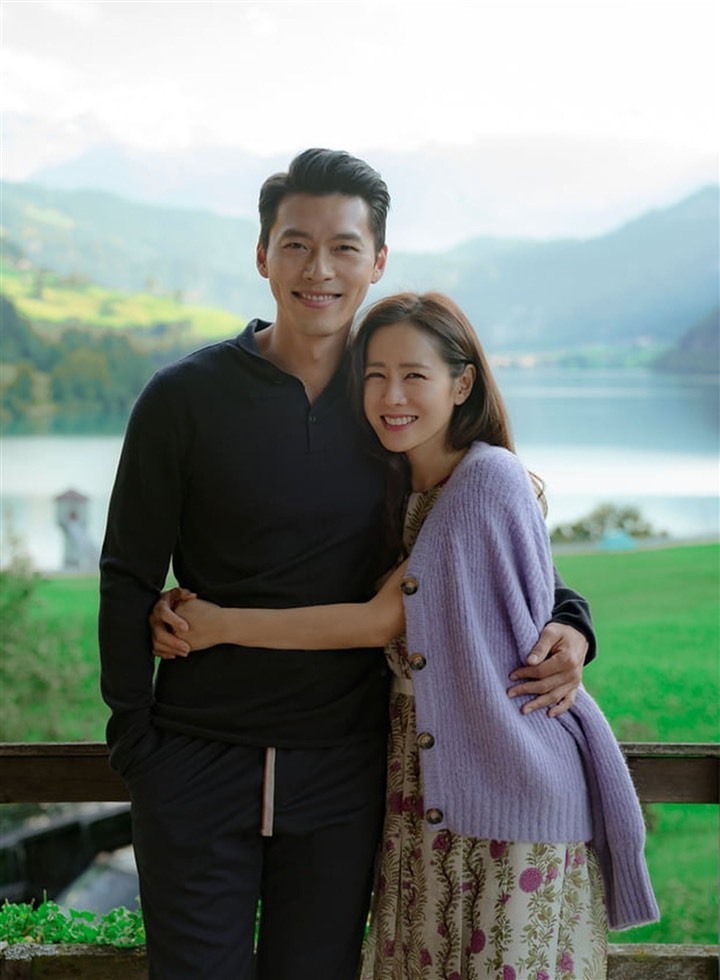 Vợ chồng Son Ye Jin chăm nấu ăn tình cảm, loạt đĩa "nghệ cả củ" cũng gây chú ý- Ảnh 1.