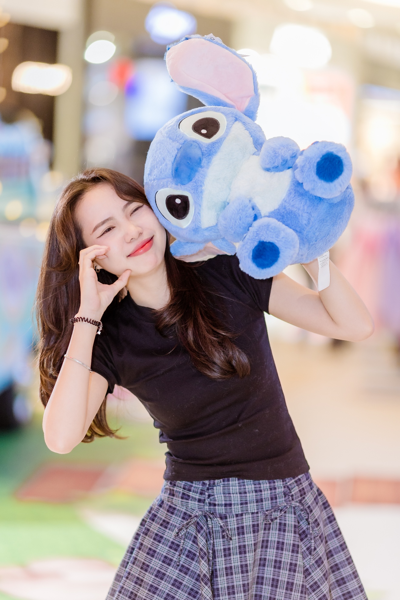 Stitch "quậy tung" mùa hè: Disney phủ sóng toàn quốc với chuỗi sự kiện cực hấp dẫn cho fan của Lilo & Stitch- Ảnh 4. Stitch "quậy tung" mùa hè: Disney phủ sóng toàn quốc với chuỗi sự kiện cực hấp dẫn cho fan của Lilo & Stitch- Ảnh 4.