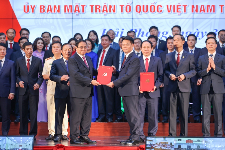 Thủ tướng: Hải Phòng (mới) gương mẫu, đi đầu xây dựng thành phố XHCN trong kỷ nguyên mới- Ảnh 4.