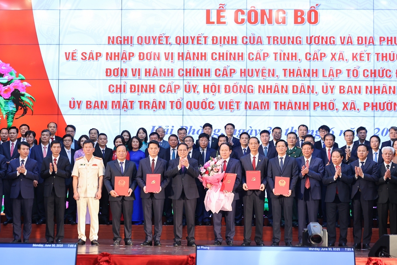 Thủ tướng: Hải Phòng (mới) gương mẫu, đi đầu xây dựng thành phố XHCN trong kỷ nguyên mới- Ảnh 5.
