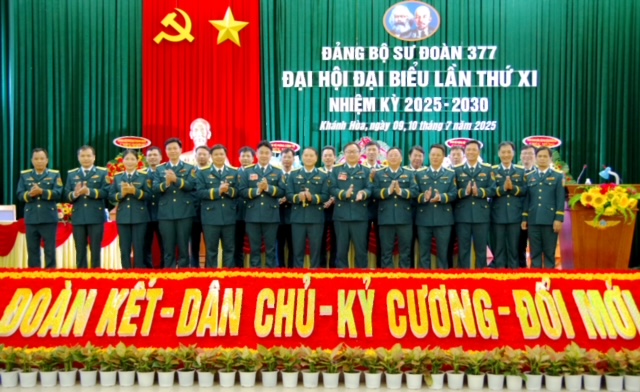 Đảng bộ Sư đoàn 377 tổ chức thành công Đại hội đại biểu lần thứ XI, nhiệm kỳ 2025-2030
- Ảnh 9. Đảng bộ Sư đoàn 377 tổ chức thành công Đại hội đại biểu lần thứ XI, nhiệm kỳ 2025-2030
- Ảnh 9.