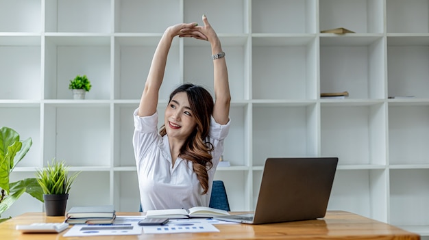 Điều gì xảy ra với cơ thể nếu ăn một quả bơ trước khi đi ngủ: Tôi tưởng mình sẽ tăng cân nhưng sau 7 ngày lại có 5 thay đổi- Ảnh 4. Điều gì xảy ra với cơ thể nếu ăn một quả bơ trước khi đi ngủ: Tôi tưởng mình sẽ tăng cân nhưng sau 7 ngày lại có 5 thay đổi- Ảnh 4.