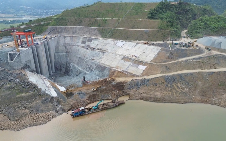 Khẩn trương khắc phục các vị trí sạt lở, chia cắt trên quốc lộ tại Bắc Bộ và Thanh Hóa- Ảnh 3. Khẩn trương khắc phục các vị trí sạt lở, chia cắt trên quốc lộ tại Bắc Bộ và Thanh Hóa- Ảnh 3.