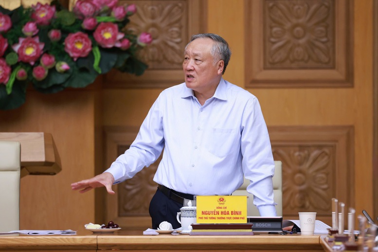 Thủ tướng chủ trì cuộc họp về các tài liệu của Tiểu ban Kinh tế-xã hội Đại hội XIV- Ảnh 3. Thủ tướng chủ trì cuộc họp về các tài liệu của Tiểu ban Kinh tế-xã hội Đại hội XIV- Ảnh 3.