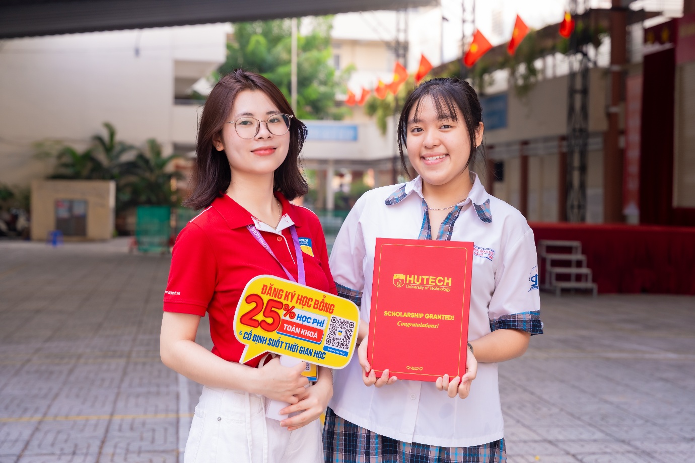 Đăng k&yacute; nguyện vọng HUTECH, nhận ngay học bổng 25% học ph&iacute; to&agrave;n kho&aacute; v&agrave; ưu đ&atilde;i 5 triệu đồng- Ảnh 2.
