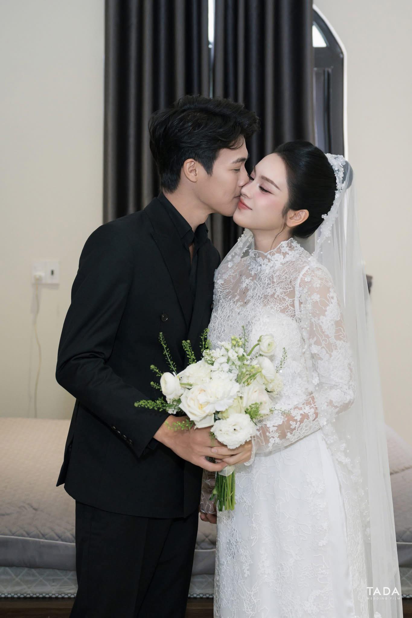 Diễn viên Vbiz than bị thai nhi “đạp thấu tâm gan”, không làm việc nổi khiến dân tình đồng cảm- Ảnh 3. Diễn viên Vbiz than bị nhà cái hi88 “đạp thấu tâm gan”, không làm việc nổi khiến dân tình đồng cảm- Ảnh 3.
