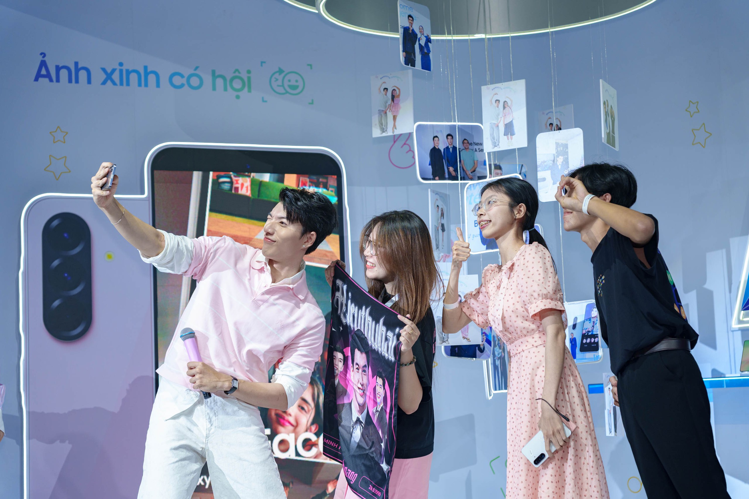Sài Gòn nhuộm hồng trong sự kiện Meet & Greet cùng HIEUTHUHAI và Galaxy A56 5G- Ảnh 11.