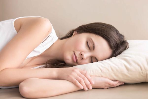 Thói quen trước khi đi ngủ khiến bạn già nhanh chỉ sau một đêm: Phụ nữ sau 40 tuổi làm ngay 3 việc khi ngủ để chống già và đẹp da- Ảnh 4. Thói quen trước hi88.com lừa đảo đi ngủ hi88.com lừa đảoến bạn già nhanh chỉ sau một đêm: Phụ nữ sau 40 tuổi làm ngay 3 việc hi88.com lừa đảo ngủ để chống già và đẹp da- Ảnh 4.