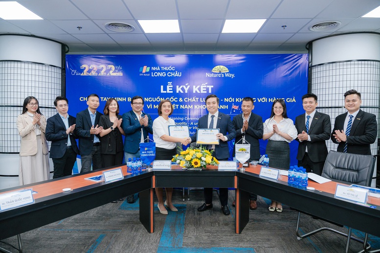 Xây dựng liên minh minh bạch nguồn gốc và chất lượng dược phẩm, thực phẩm bảo vệ sức khoẻ, phục vụ người Việt- Ảnh 3. Xây dựng liên minh minh bạch nguồn gốc và chất lượng dược phẩm, thực phẩm bảo vệ sức khoẻ, phục vụ người Việt- Ảnh 3.