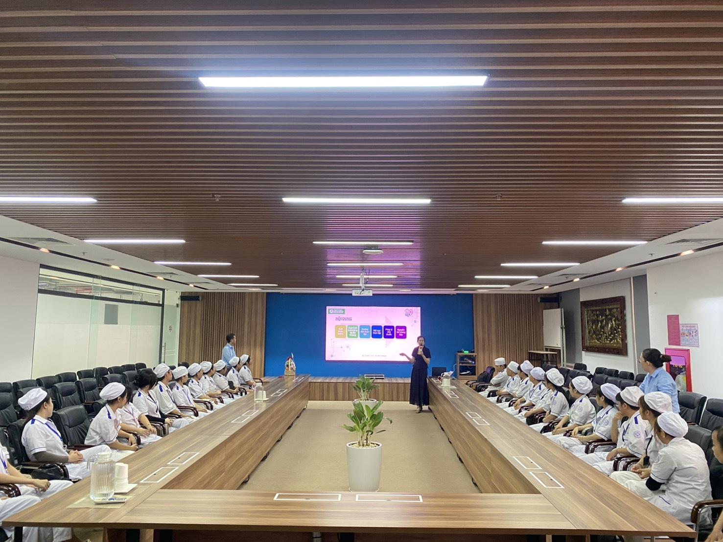 Nhà thuốc An Khang chung tay đào tạo và mở rộng cơ hội việc làm cho sinh viên Dược toàn quốc- Ảnh 2.