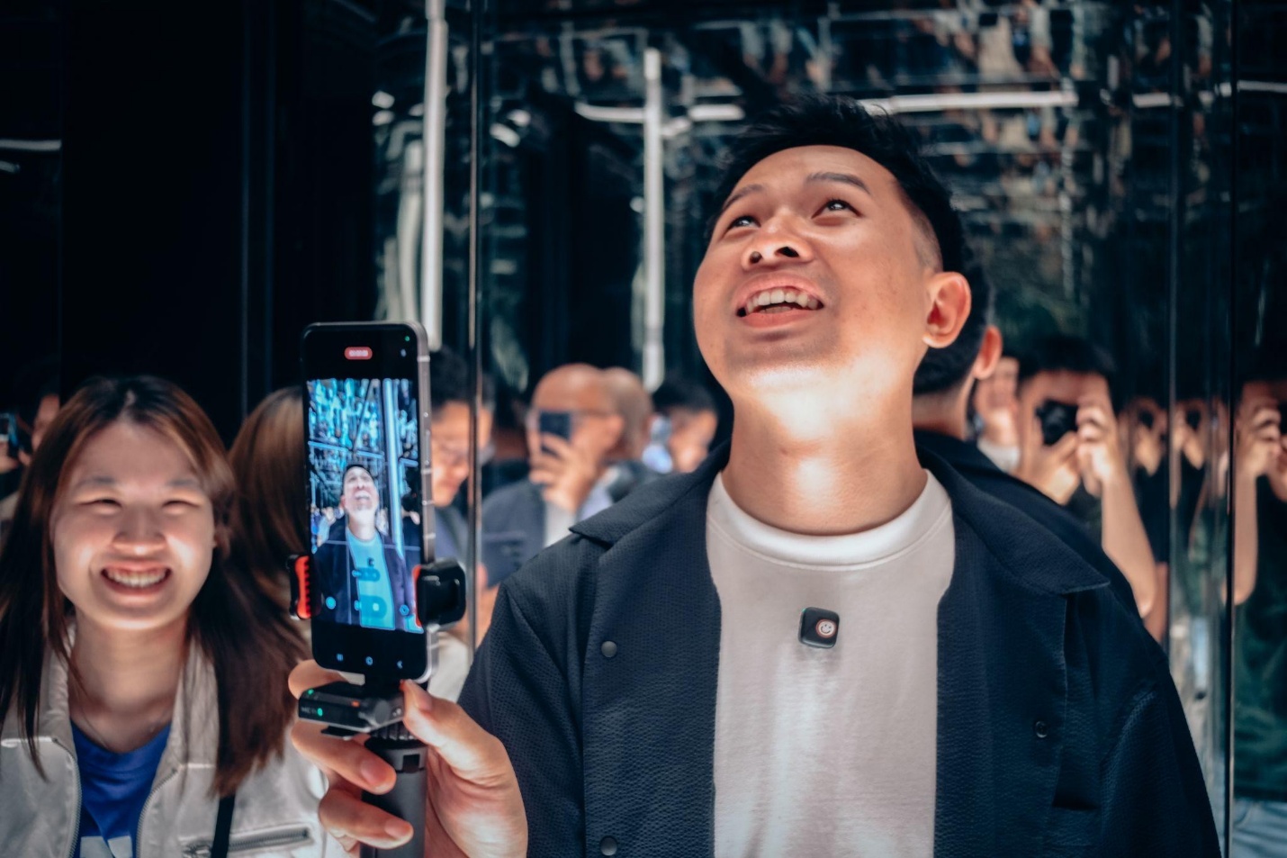 Trải nghiệm xong camera của Galaxy Z Fold7, reviewer nhận định: Chất lượng cải thiện rõ rệt, tính năng Galaxy AI “ai cũng phải wow”- Ảnh 6.