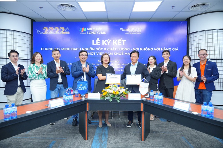 Xây dựng liên minh minh bạch nguồn gốc và chất lượng dược phẩm, thực phẩm bảo vệ sức khoẻ, phục vụ người Việt- Ảnh 1. Xây dựng liên minh minh bạch nguồn gốc và chất lượng dược phẩm, thực phẩm bảo vệ sức khoẻ, phục vụ người Việt- Ảnh 1.