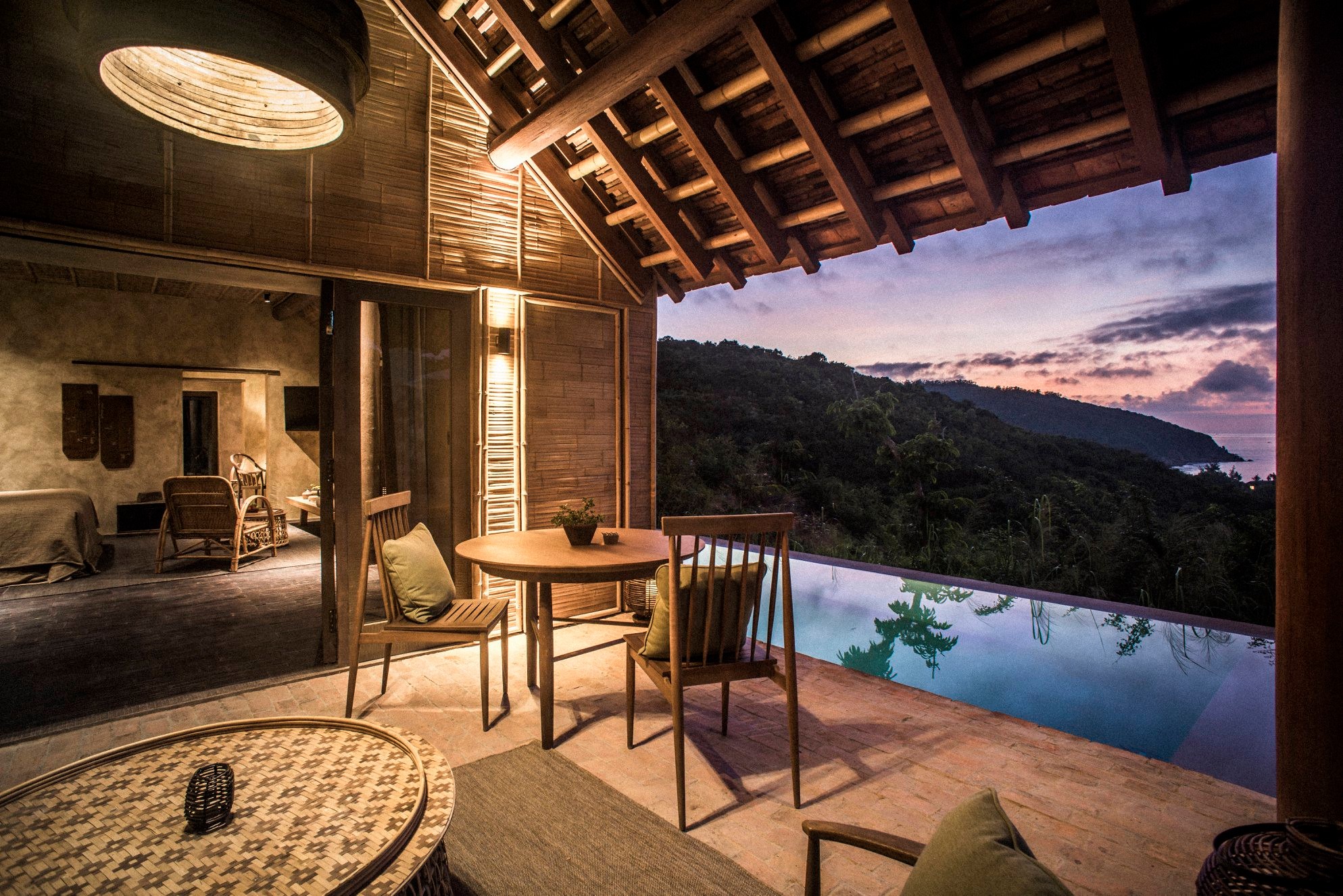 Kỳ Duyên lái xe 1.000km tới khu resort cực đẹp, giá lên tới 60 triệu mỗi đêm- Ảnh 8. Kỳ Duyên lái xe 1.000km tới nhà cái hi88 cực đẹp, giá lên tới 60 triệu mỗi đêm- Ảnh 8.
