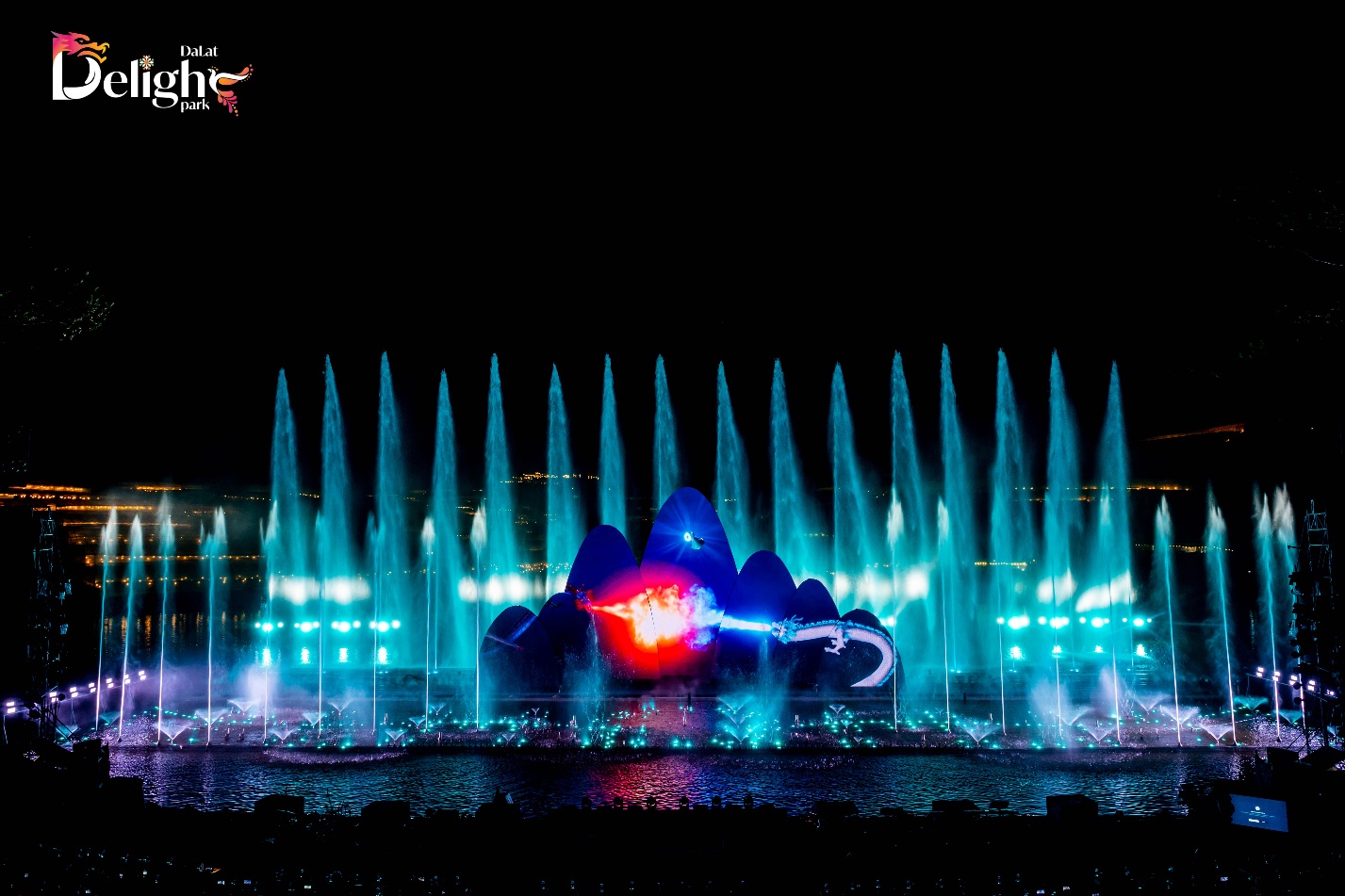 Đà Lạt vừa có "siêu phẩm" khiến hội mê trải nghiệm phát sốt – Show Sử thi hoành tráng hơn cả tưởng tượng- Ảnh 2. Đà Lạt vừa có "siêu phẩm" khiến hội mê trải nghiệm phát sốt – Show Sử thi hoành tráng hơn cả tưởng tượng- Ảnh 2.