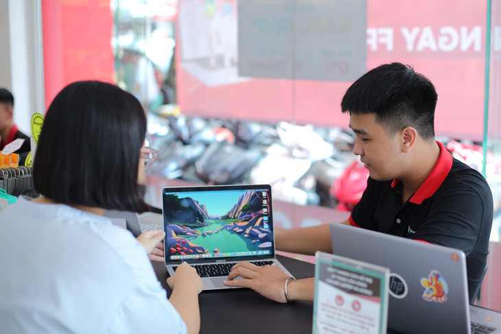 Tân sinh viên nhận ưu đãi độc quyền tại FPT Shop – Giảm đến 8.000.000 đồng khi mua laptop- Ảnh 1. Tân sinh viên nhận ưu đãi độc quyền tại FPT Shop – Giảm đến 8.000.000 đồng khi mua laptop- Ảnh 1.