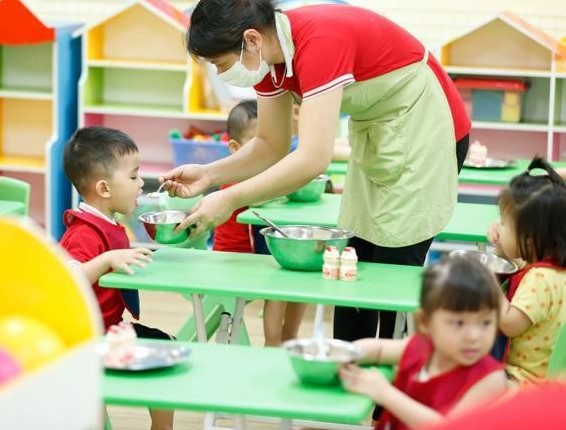 Bố mẹ có EQ cao sẽ không có 6 kiểu hành xử này với giáo viên mầm non của con- Ảnh 2. Bố mẹ có EQ cao sẽ không có 6 kiểu hành xử này với giáo viên mầm non của con- Ảnh 2.