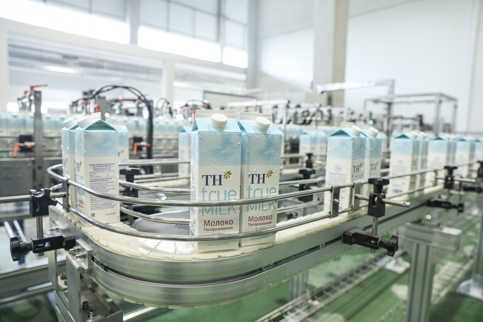 Nhà máy sữa TH true MILK tại Nga: Năng lực và sự kiên tâm của một thương hiệu Việt- Ảnh 4. Nhà máy sữa TH true MILK tại Nga: Năng lực và sự kiên tâm của một thương hiệu Việt- Ảnh 4.