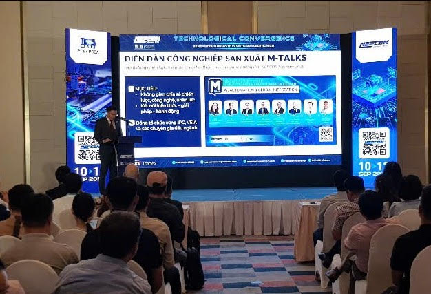 Khai mạc Diễn đàn công nghiệp sản xuất M-TALKS 2025. Khai mạc Diễn đàn công nghiệp sản xuất M-TALKS 2025.