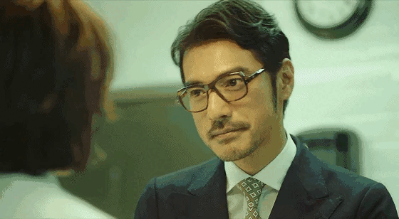 ezgif-86ab9f95cc0d4d-1751453086047232134207.gif