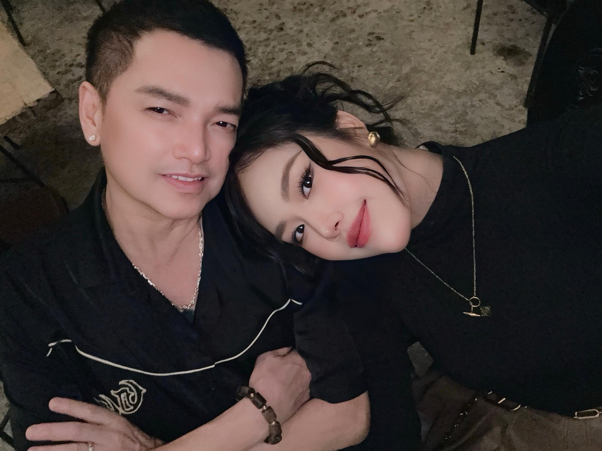 Quý tử của Quang Minh ngơ ngác vì bị ba “mắng”, sinh ra ở vạch đích nhưng không được cưng chiều- Ảnh 4. Quý tử của Quang Minh ngơ ngác vì bị ba “mắng”, sinh ra ở vạch đích nhưng không được cưng chiều- Ảnh 4.