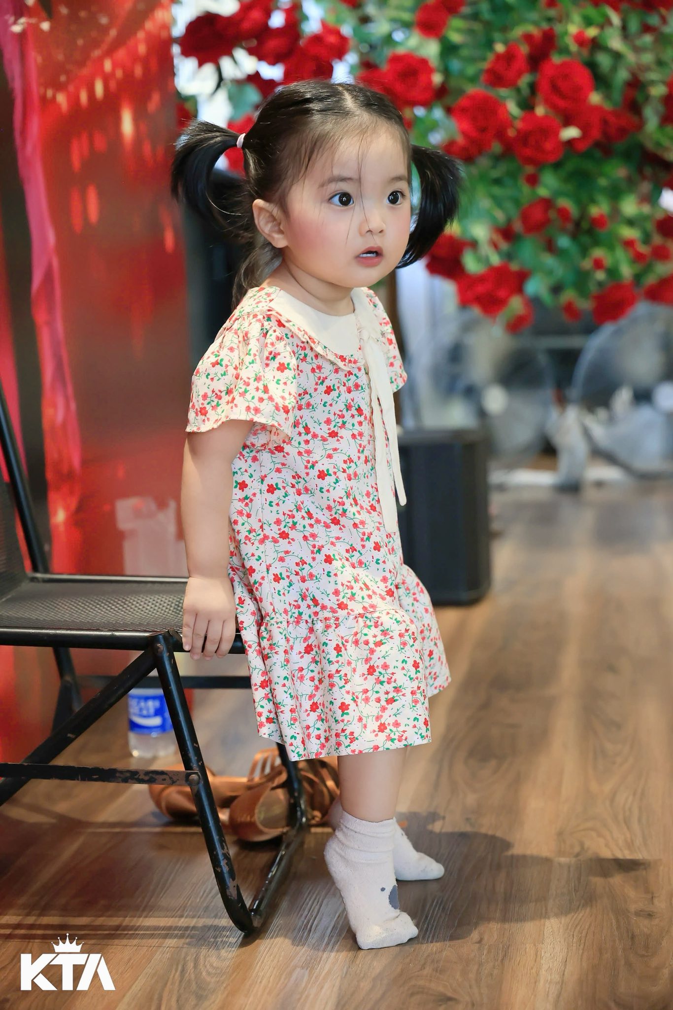 Con gái út của Khánh Thi xinh xắn như búp bê, lén làm chuyện này khi bố mẹ đi công tác nước ngoài- Ảnh 2. Con gái út của Khánh hi88 com xắn như búp bê, lén làm chuyện này khi bố mẹ đi công tác nước ngoài- Ảnh 2.