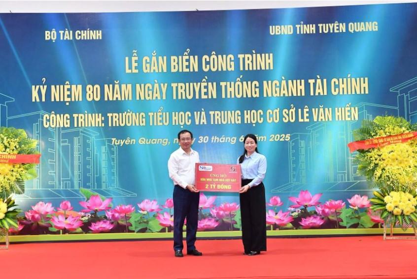 hi88.com lừa đảo phát huy vai trò “Ngân hàng vì cộng đồng”, hướng tới an sinh xã hội- Ảnh 3.