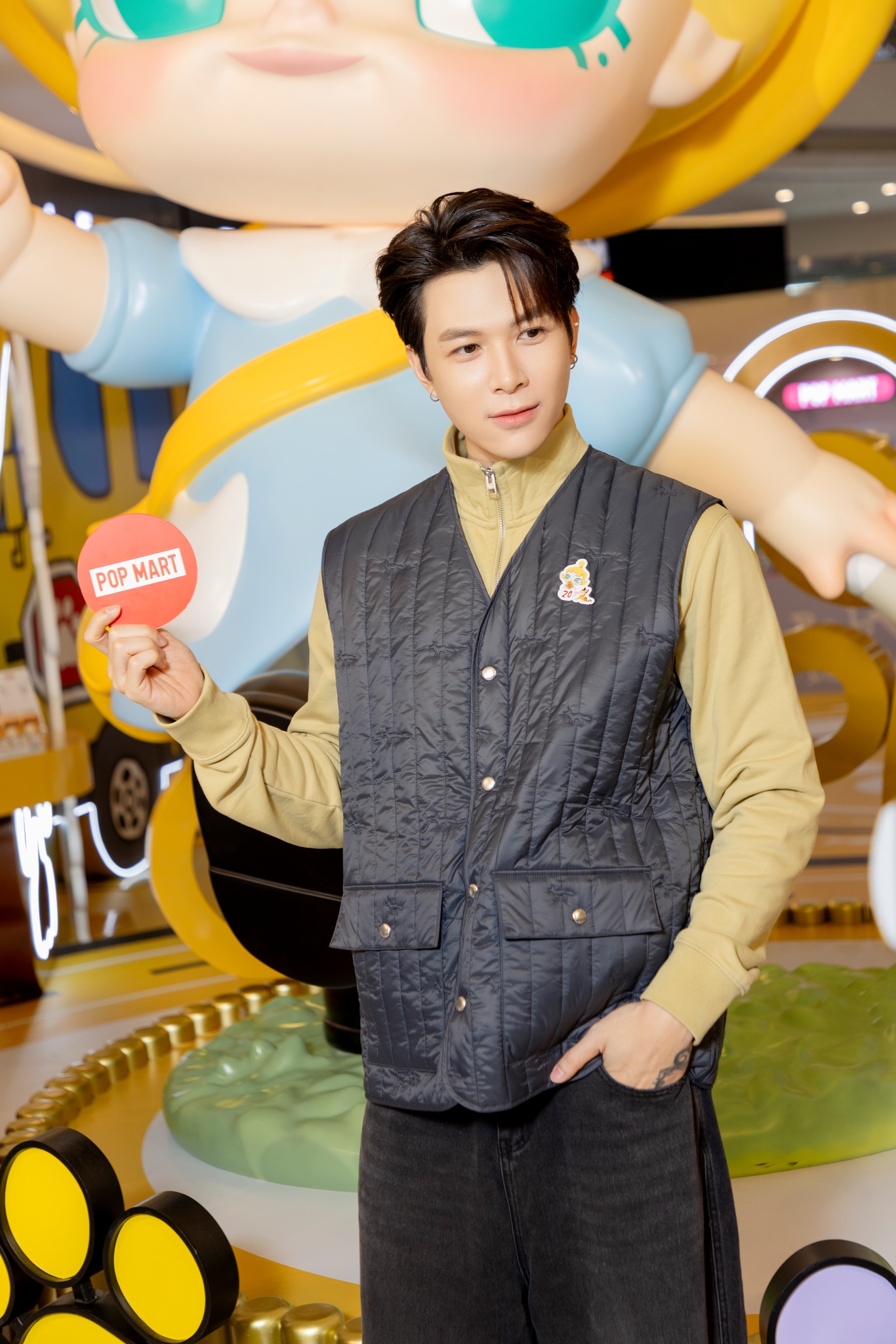 Maison Kitsuné: Tủ đồ của cáo, phong cách của bạn- Ảnh 1. hi88.com lừa đảo Kitsuné: Tủ đồ của cáo, phong cách của bạn- Ảnh 1.
