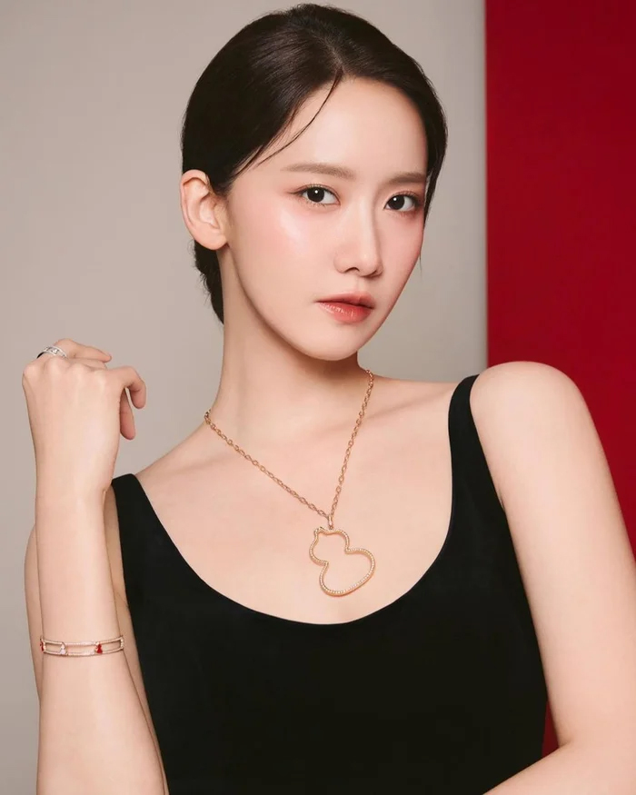 bong da ket qua truc tiep mũi to thô, chân vòng kiềng hóa "nữ thần" nhiều người mơ ước: Nghi vấn đụng chạm "dao kéo" ở 5 bộ phận để có nhan sắc đốn tim- Ảnh 8.