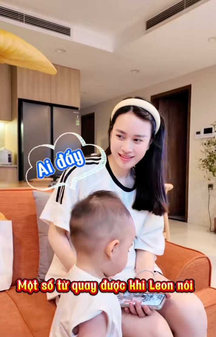 MC Ngô Mai Phương chia sẻ cách giúp "cậu cả" Leon biết nói sớm là... xem TV cùng con, nhưng không phải kênh nào cũng tốt- Ảnh 3.